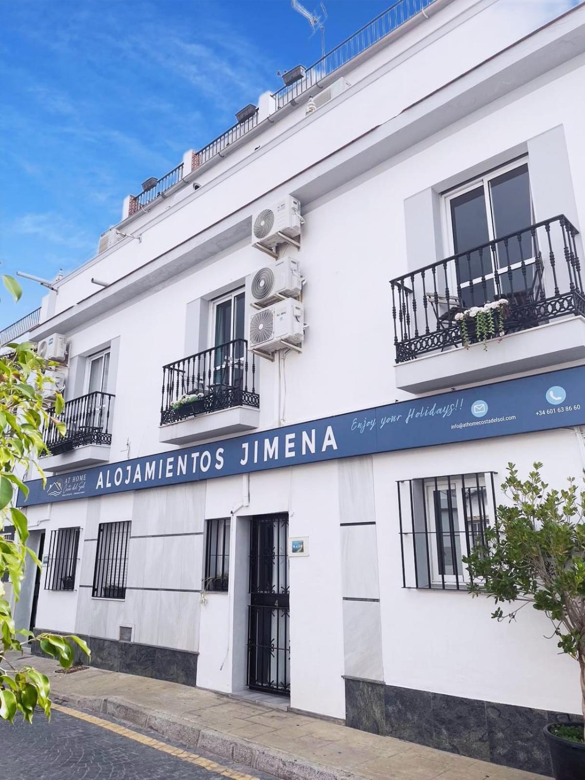 Estudio Jimena Cordoba En El Centro De Nerja Buitenkant foto
