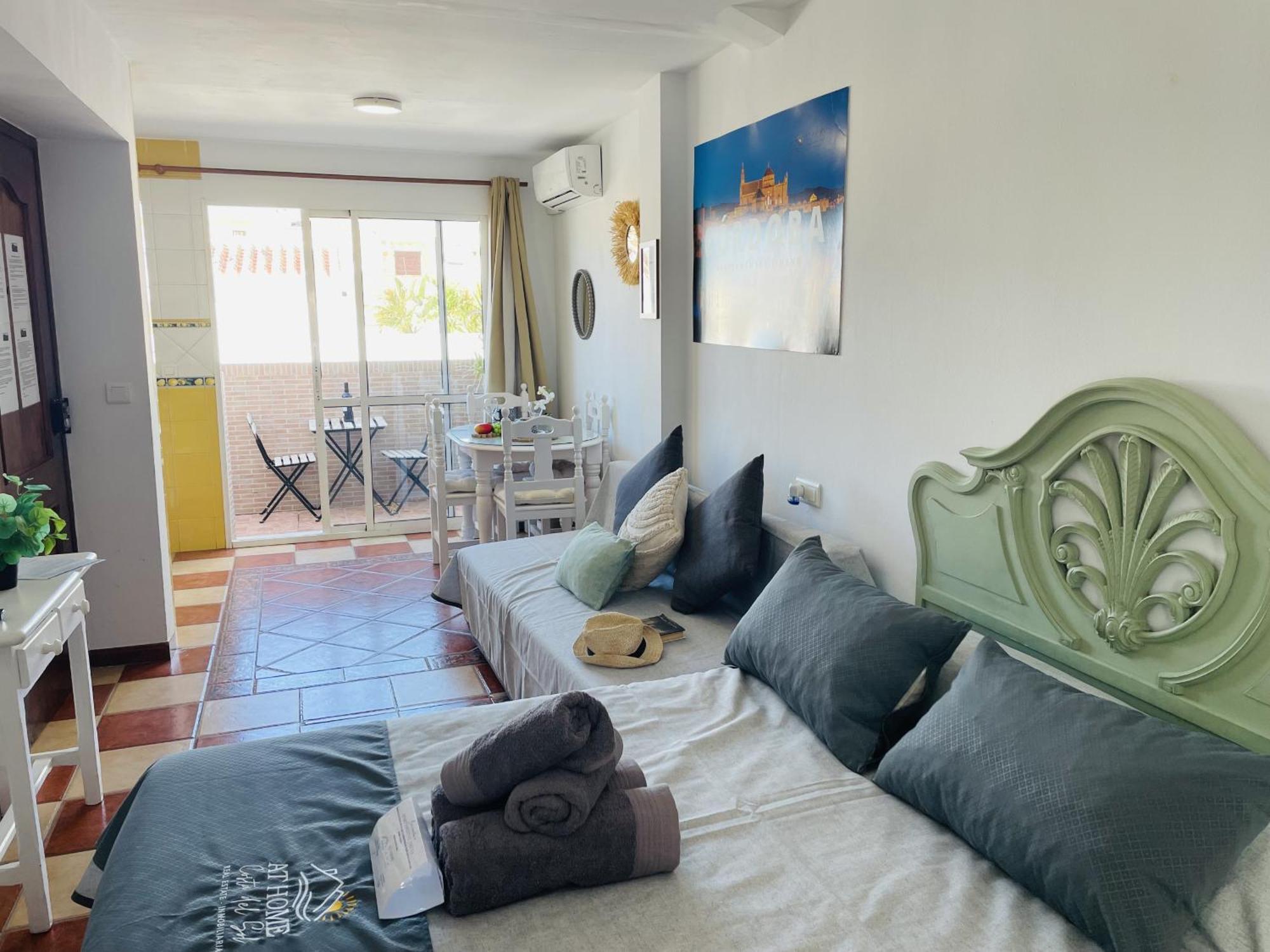 Estudio Jimena Cordoba En El Centro De Nerja Buitenkant foto